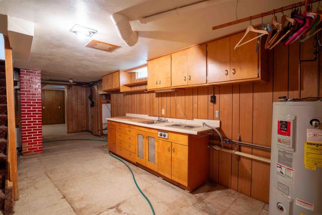 3429 Logan Avenue, Waterloo, IA 50703