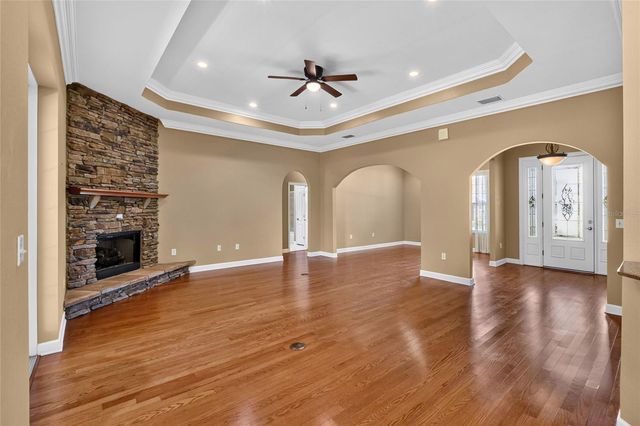 5704 LAKE VICTORIA DRIVE, Lakeland, FL 33813