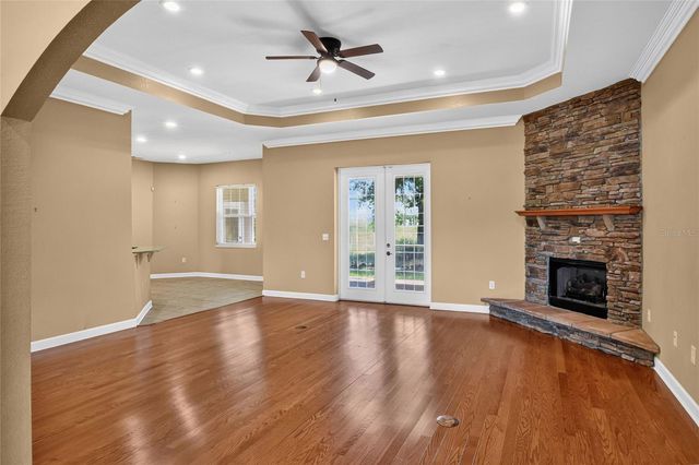 5704 LAKE VICTORIA DRIVE, Lakeland, FL 33813