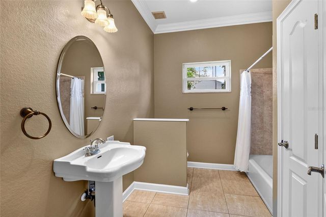 5704 LAKE VICTORIA DRIVE, Lakeland, FL 33813