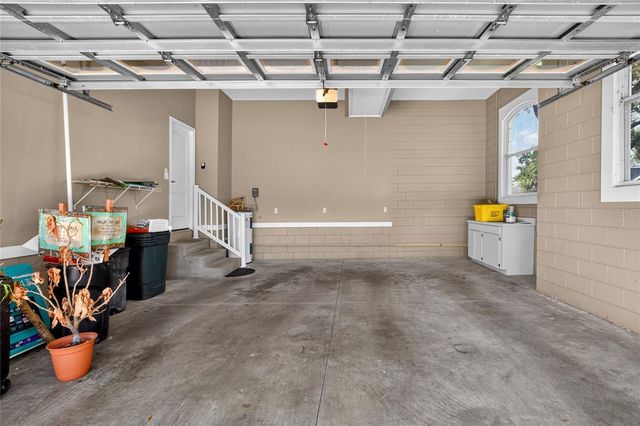 5704 LAKE VICTORIA DRIVE, Lakeland, FL 33813