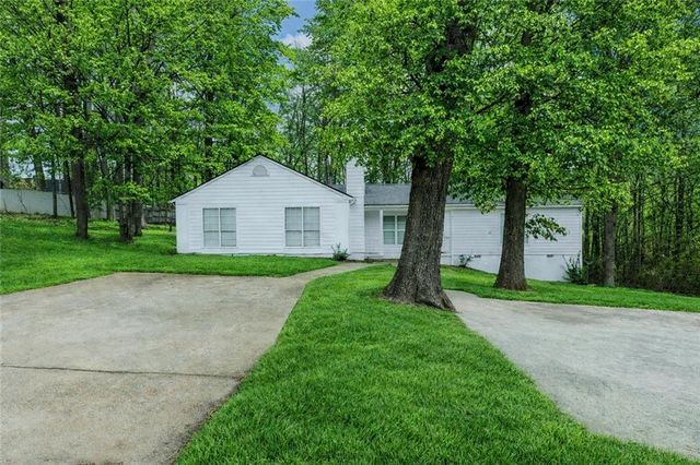 5428 Glen Haven Drive, Atlanta, GA 30349