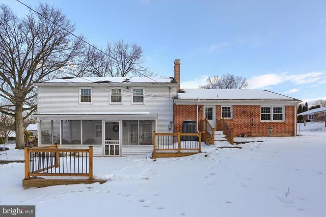 500 DEUBLER ROAD, Camp Hill, PA 17011