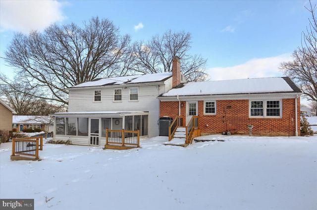 500 DEUBLER ROAD, Camp Hill, PA 17011