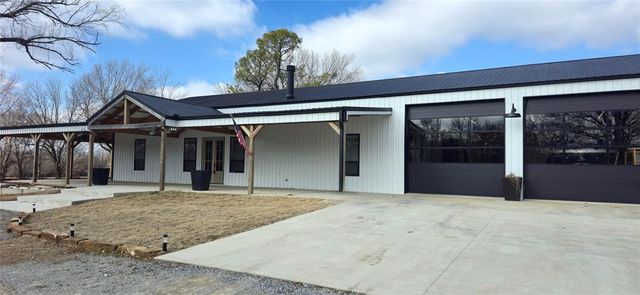 418529 E 1110 Road, Checotah, OK 74426