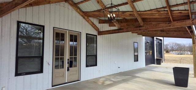 418529 E 1110 Road, Checotah, OK 74426