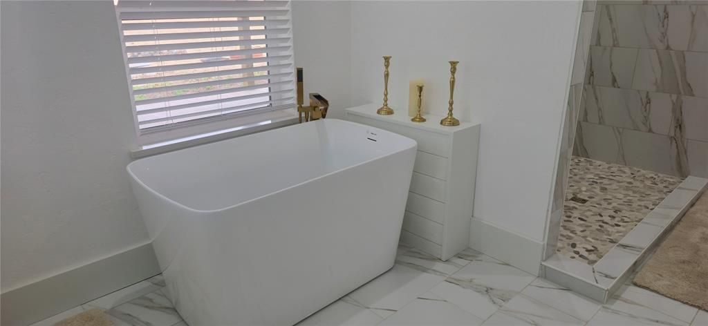 Image 19 of property listing at 418529 E 1110 Road, Eufaula, OK 74426