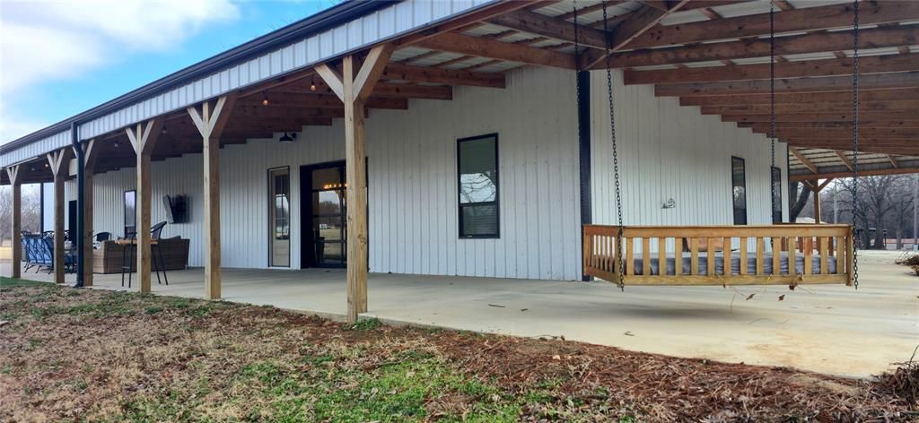 Image 37 of property listing at 418529 E 1110 Road, Eufaula, OK 74426