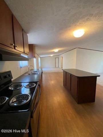 1951 Stanley Road SW, Supply, NC 28462