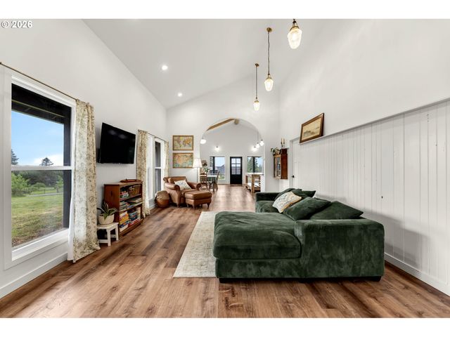 16721 Ne 222ND Ave, Brush Prairie, WA 98606