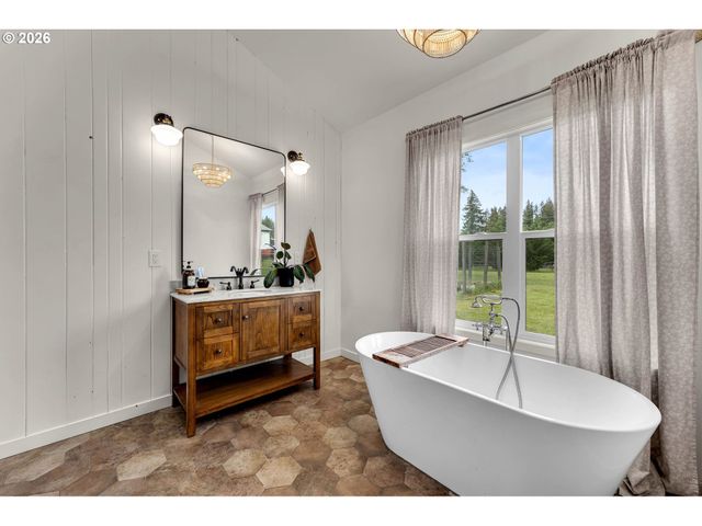 16721 Ne 222ND Ave, Brush Prairie, WA 98606