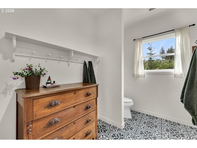 16721 Ne 222ND Ave, Brush Prairie, WA 98606