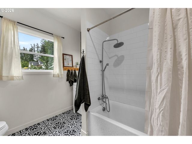 16721 Ne 222ND Ave, Brush Prairie, WA 98606