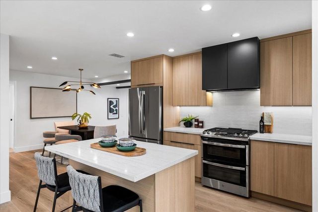 2319 Tipperary Avenue, South San Francisco, CA 94080