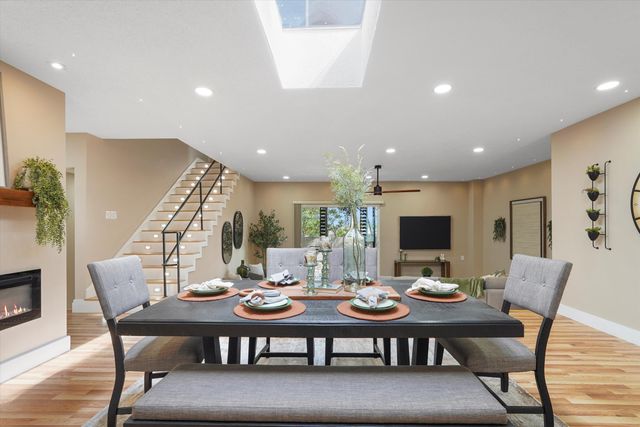 2615 Vista Larga Avenue NE, Albuquerque, NM 87106