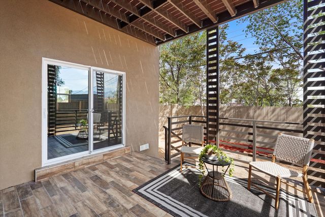 2615 Vista Larga Avenue NE, Albuquerque, NM 87106