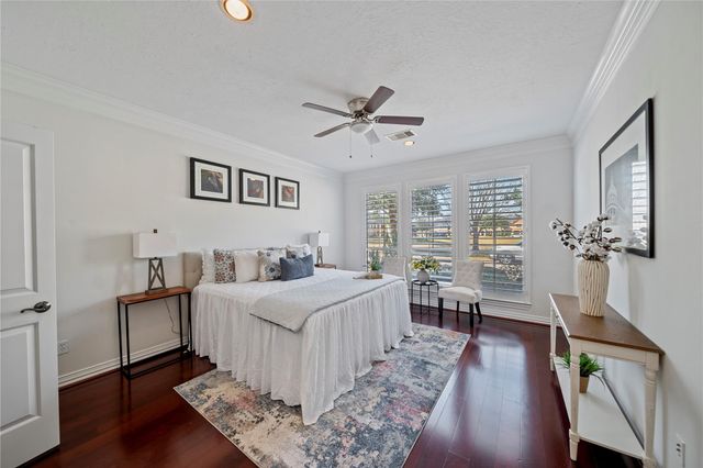 2011 Spring Cedar Lane, Houston, TX 77077