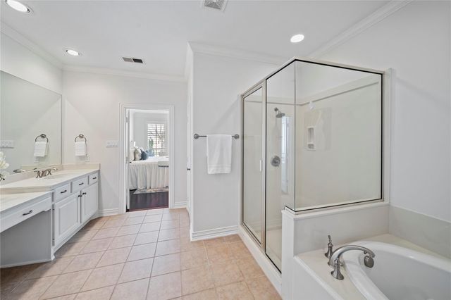 2011 Spring Cedar Lane, Houston, TX 77077