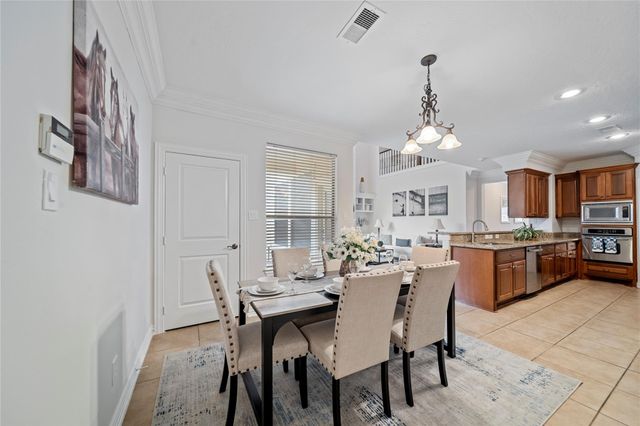 2011 Spring Cedar Lane, Houston, TX 77077