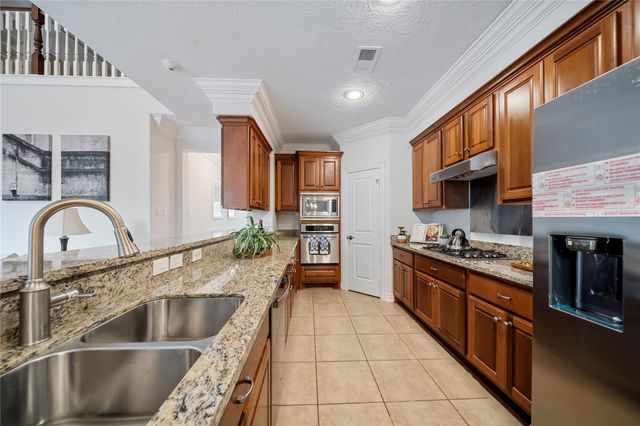 2011 Spring Cedar Lane, Houston, TX 77077