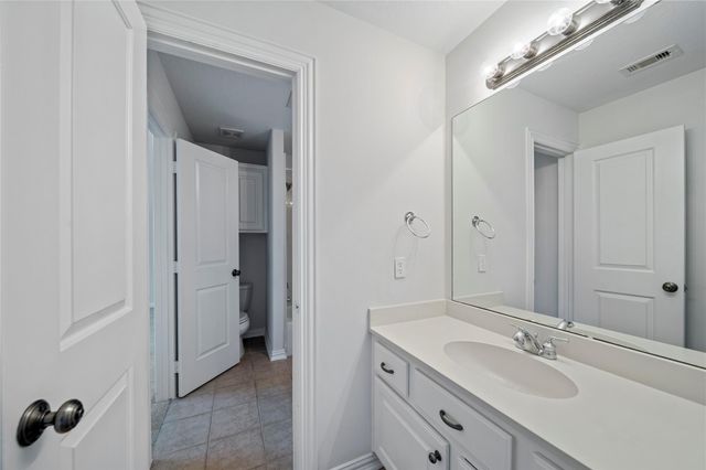 2011 Spring Cedar Lane, Houston, TX 77077