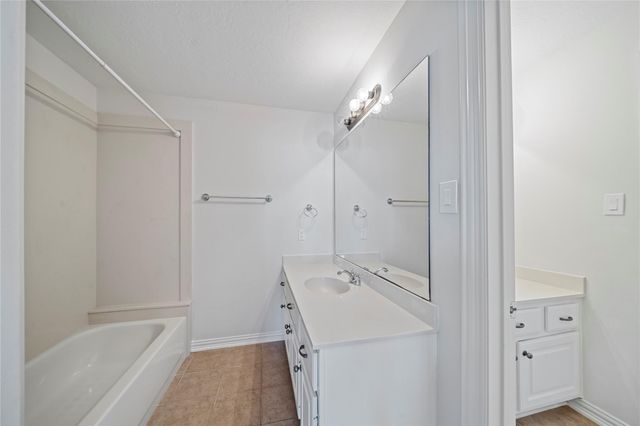 2011 Spring Cedar Lane, Houston, TX 77077