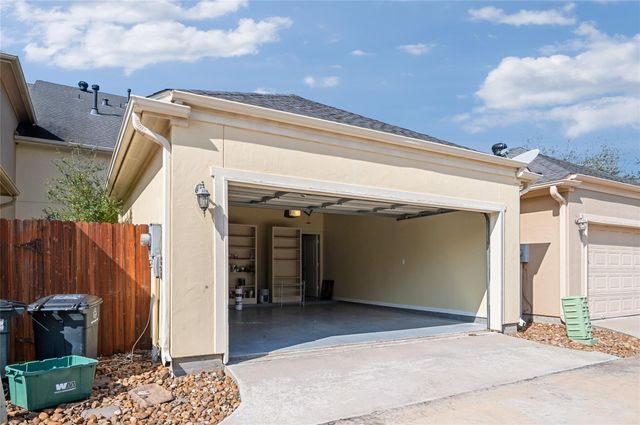 2011 Spring Cedar Lane, Houston, TX 77077