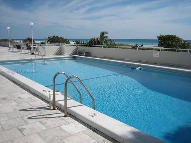465 Ocean Dr 419, Miami Beach, FL 33139