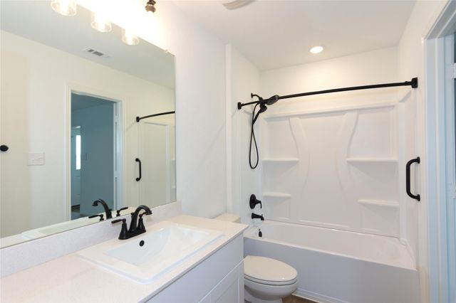 548 Rancho Del Cielo LOOP, Jarrell, TX 76537