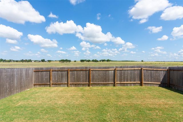 548 Rancho Del Cielo LOOP, Jarrell, TX 76537