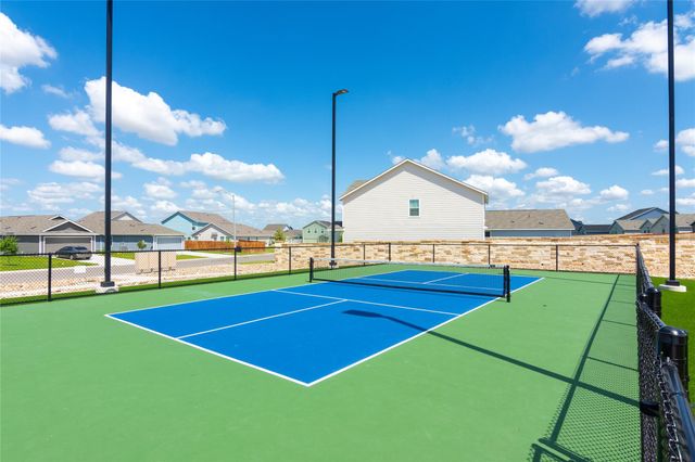 548 Rancho Del Cielo LOOP, Jarrell, TX 76537