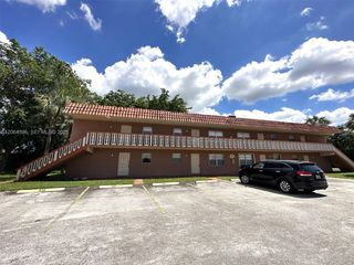 7830 NW 33rd Street 502, Davie, FL 33024