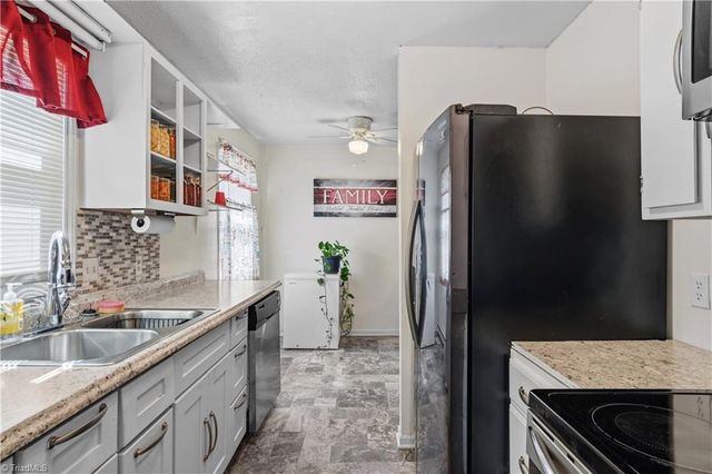 819 Mobile Street, High Point, NC 27260