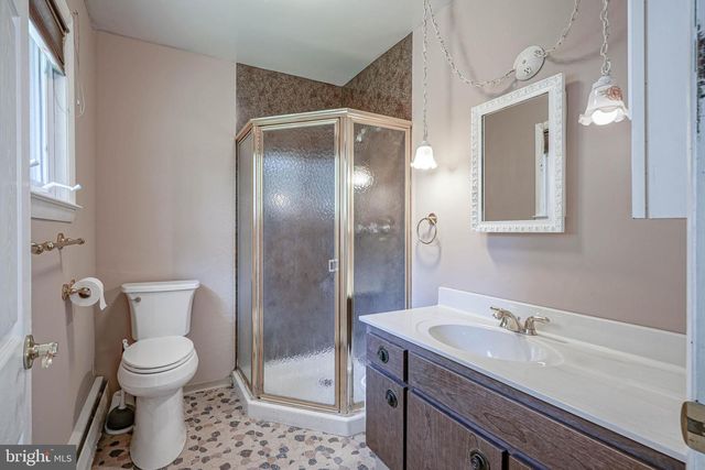 430 OAK AVE, Blackwood, NJ 08012