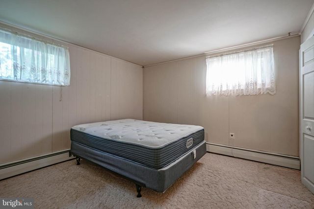 430 OAK AVE, Blackwood, NJ 08012