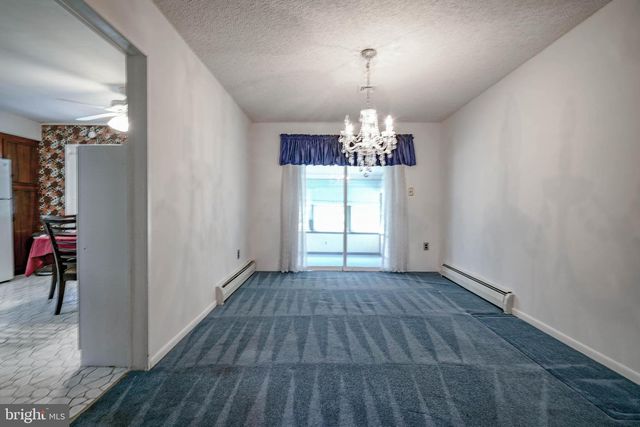 430 OAK AVE, Blackwood, NJ 08012