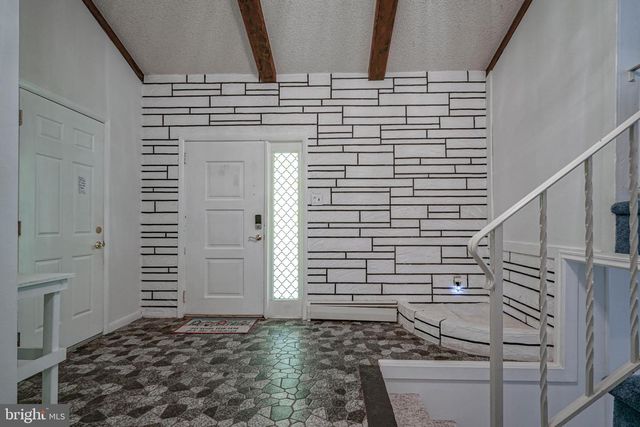430 OAK AVE, Blackwood, NJ 08012