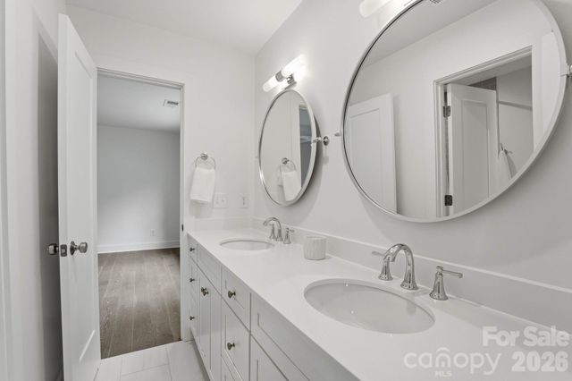 2315 Chateau Court, Matthews, NC 28105