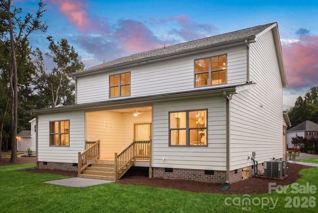 2315 Chateau Court, Matthews, NC 28105