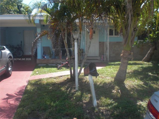 4940 SW 25th Avenue, Dania Beach, FL 33312