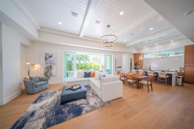 2420 FLOYD STREET, Sarasota, FL 34239