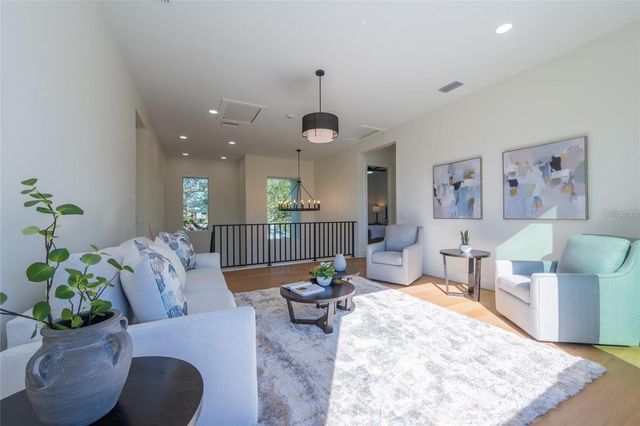 2420 FLOYD STREET, Sarasota, FL 34239