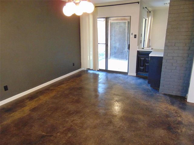 9 Whispering Lane, Hickory Creek, TX 75065