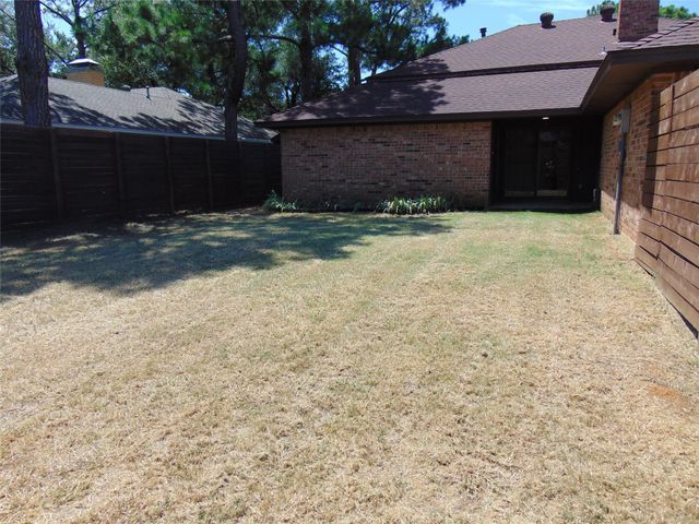 9 Whispering Lane, Hickory Creek, TX 75065