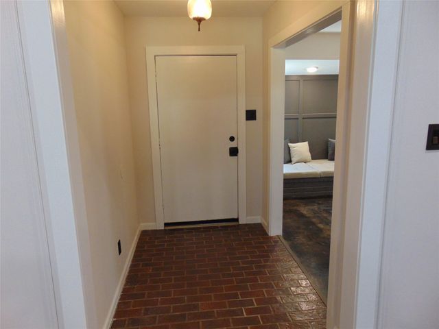 9 Whispering Lane, Hickory Creek, TX 75065