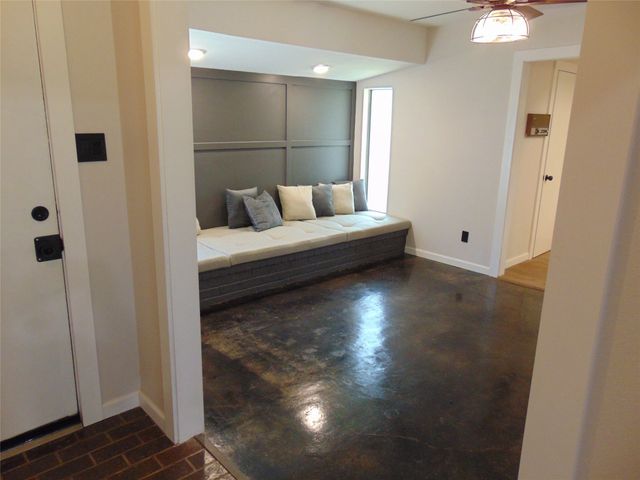 9 Whispering Lane, Hickory Creek, TX 75065