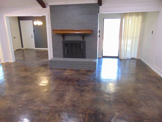 9 Whispering Lane, Hickory Creek, TX 75065