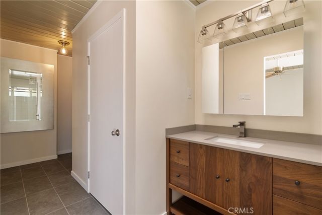 626 E Palmdale, Orange, CA 92865
