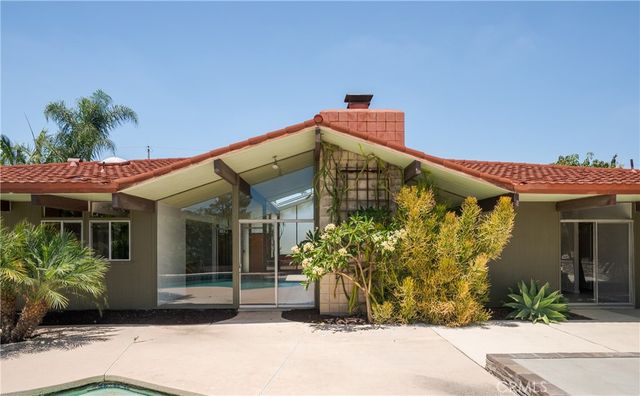 626 E Palmdale, Orange, CA 92865