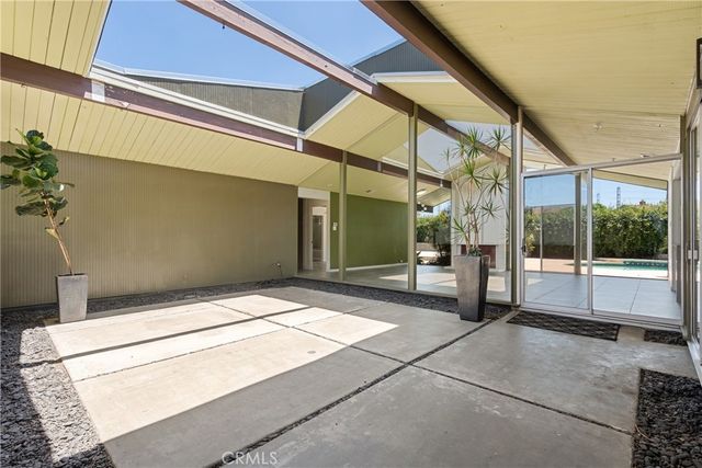 626 E Palmdale, Orange, CA 92865
